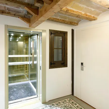 Barcelona Classic Palau Apartments-2